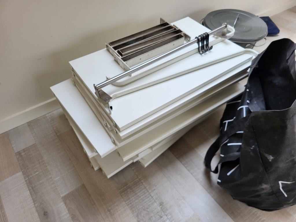 Algot Ikea, Ophalen, Gebruikt