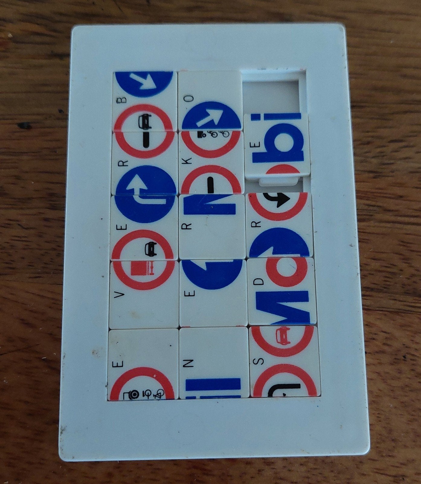 Verkeersborden Schuifpuzzel, Ophalen of Verzenden, Zo goed als nieuw