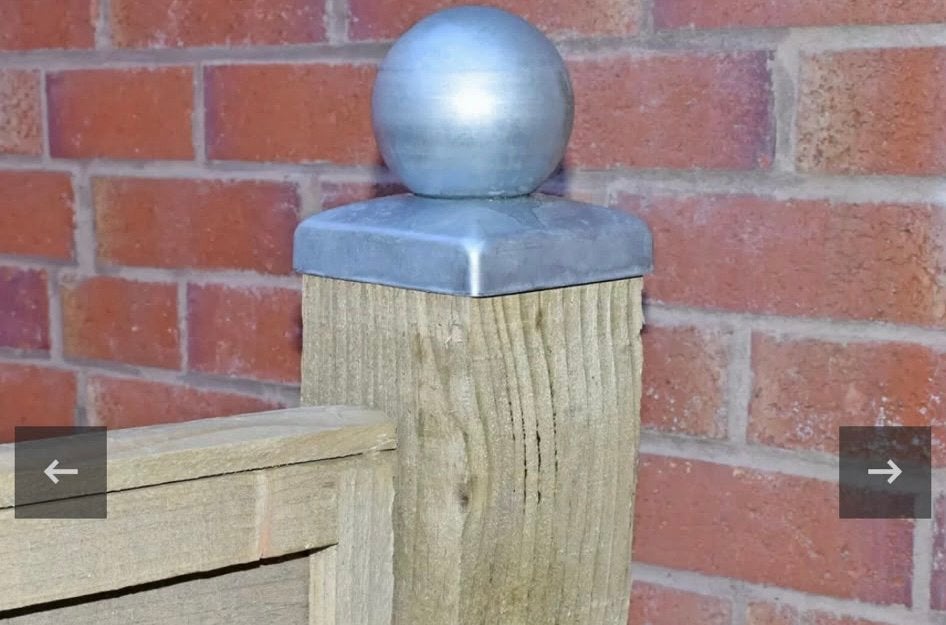 Verzinkte metalen paalkap met bol voor houten palen, Ophalen of Verzenden, Nieuw, Minder dan 180 cm, Palen