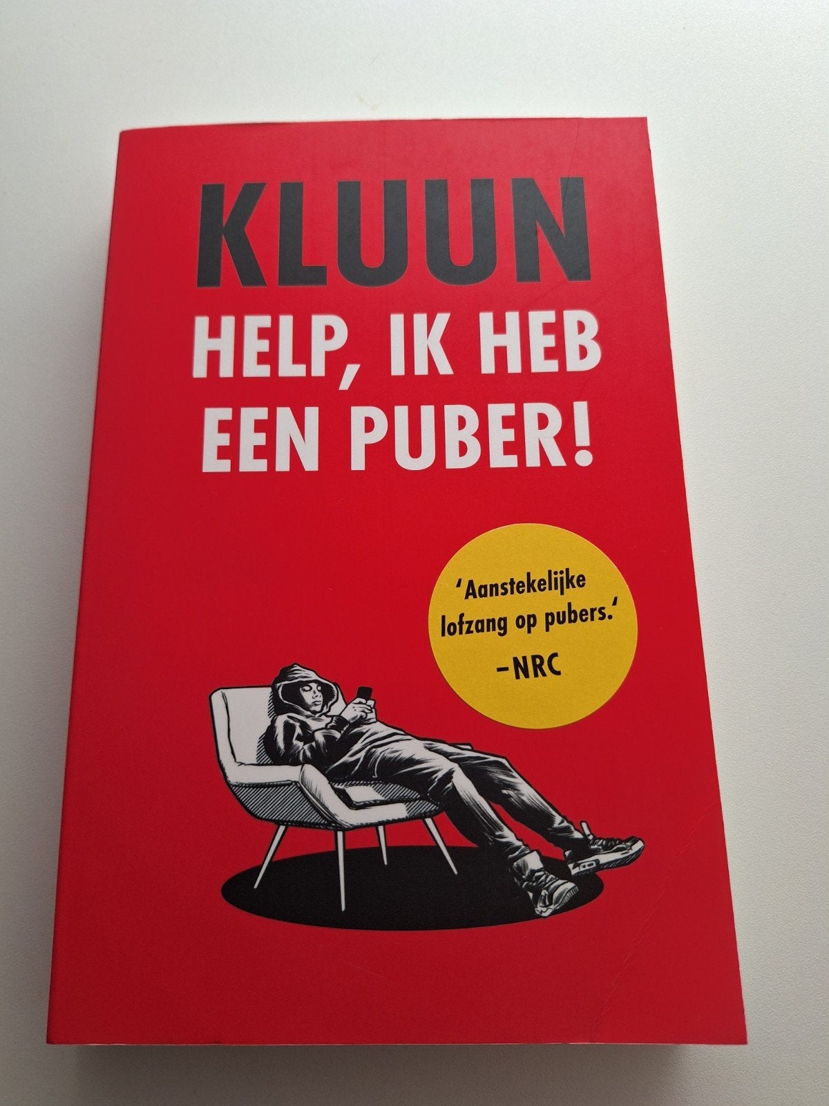 Kluun - Help, ik heb een puber! (Zo goed als nieuw), Ophalen of Verzenden, Zo goed als nieuw, Kluun