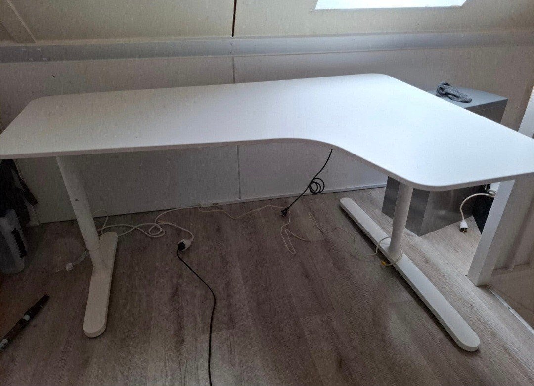 Ikea Bekant hoekbureau 160x110cm, Ophalen