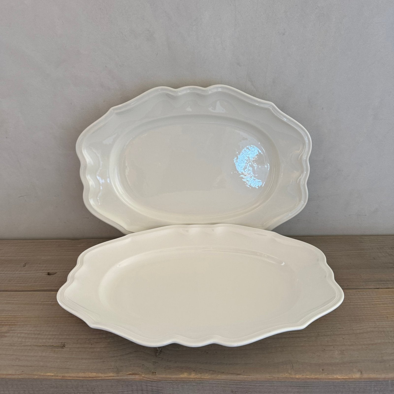 2 x Villeroy en Boch Manoir grote serveerschaal 37 x 27 cm, Ophalen of Verzenden, Overige stijlen, Porselein, Schaal of Schalen