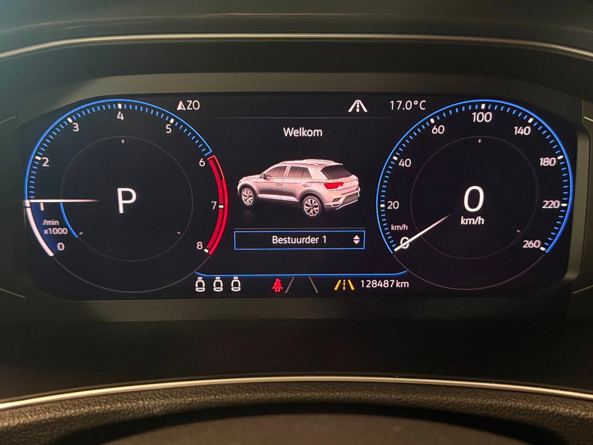 Volkswagen T-ROC 1.5 TSI | 2x R-Line | LED | ACC | Virtual, Auto's, 4 cilinders, 150 pk, Wit, Bedrijf