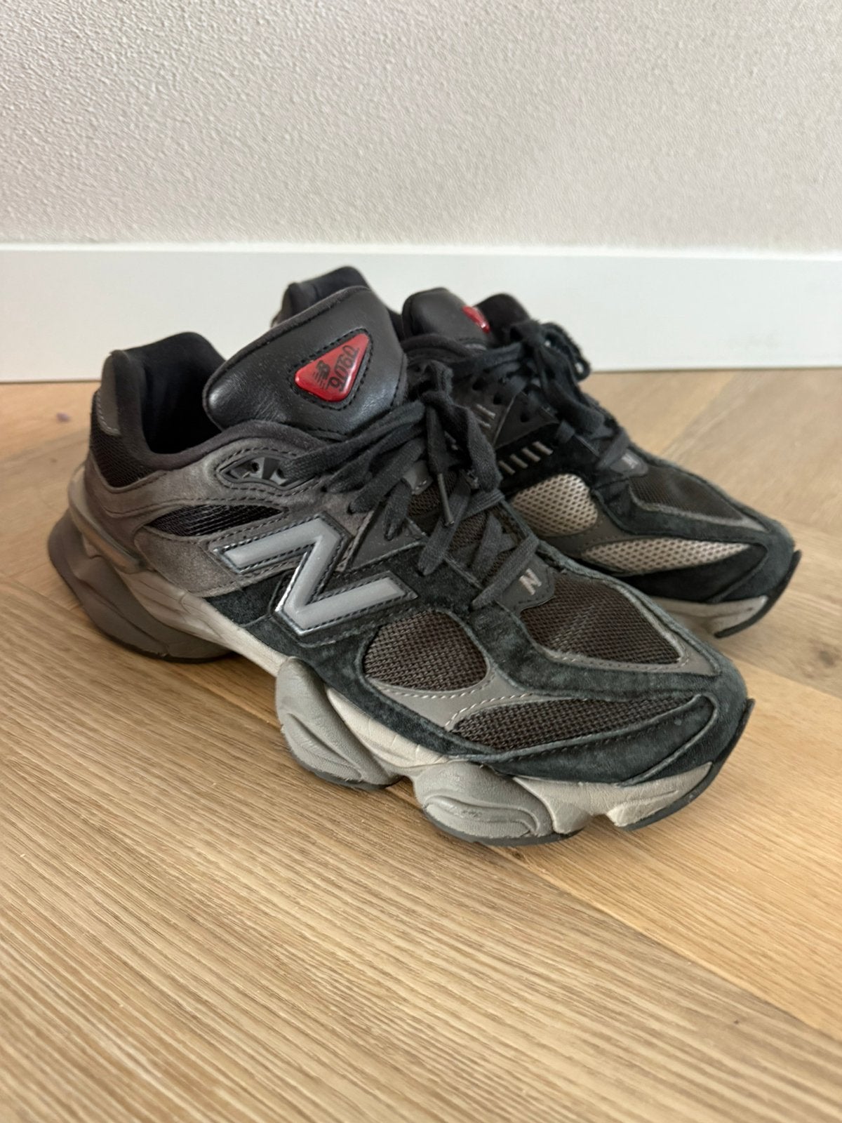 New Balance 9060 maat 41,5, Ophalen of Verzenden