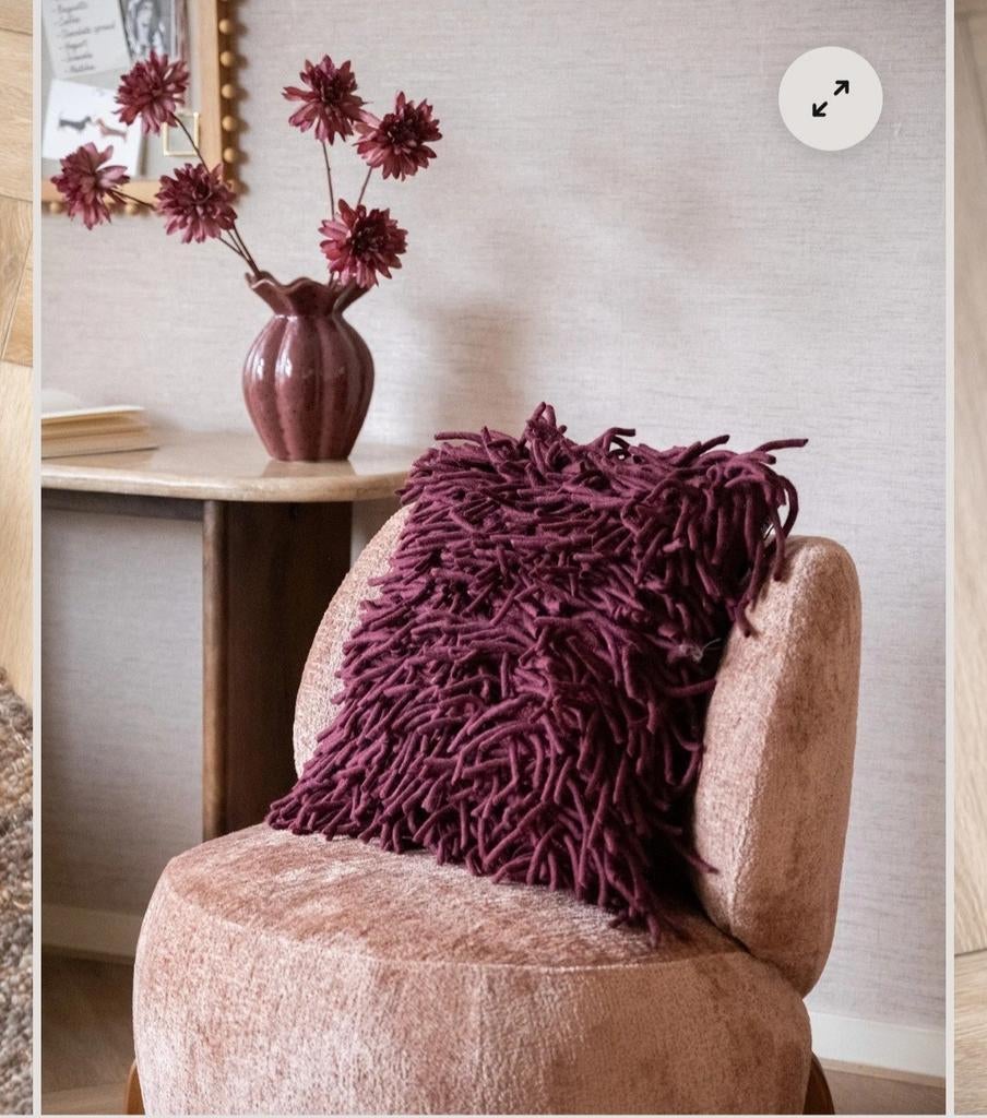 2x Burgundy kussen. Cushion Moppy Burgundy 50 x 50, Ophalen, Vierkant