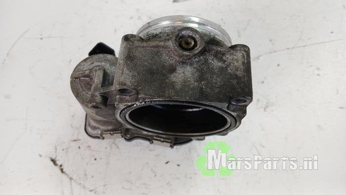 Gasklephuis van een Opel Vectra, Gebruikt, -, -, Opel