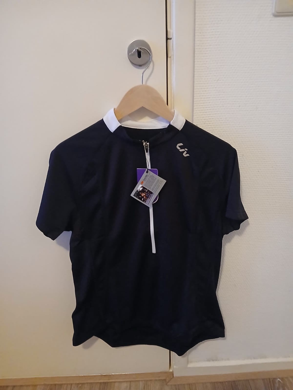 Dames Liv Fietsshirt aantal 3 maten XL,2XL, S, Ophalen, Nieuw, Kleding