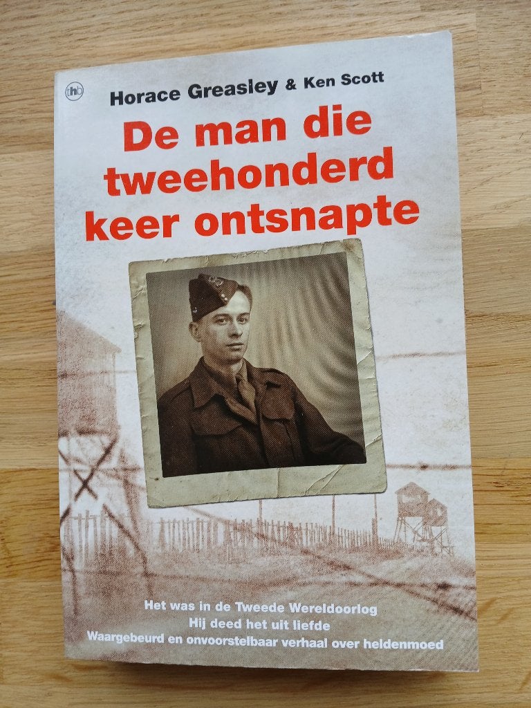 DE MAN DIE TWEEHONDERD KEER ONTSNAPTE, Ophalen of Verzenden, Tweede Wereldoorlog, Nieuw, Landmacht