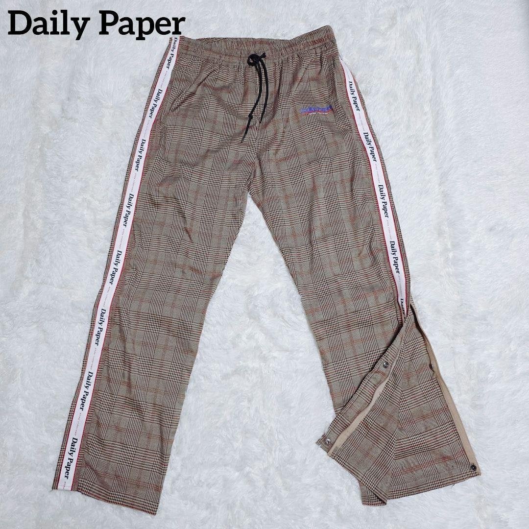 Daily Paper geruite broek met striping - Maat M/L, Bruin, Maat 42/44 (L), Ophalen of Verzenden, Lang