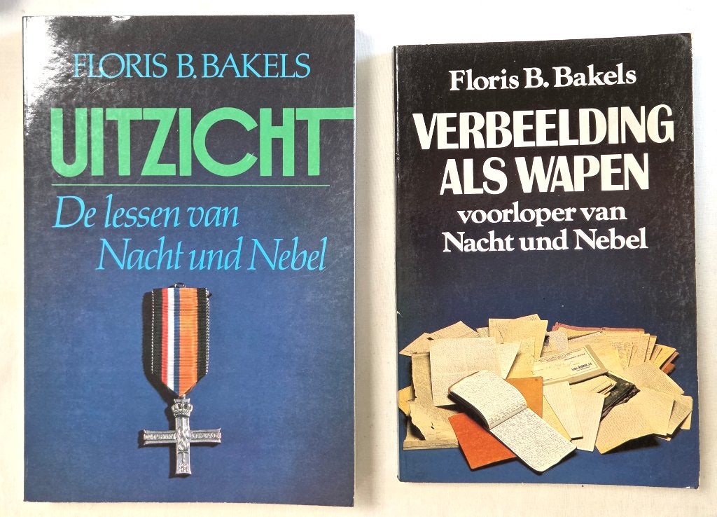 F. Bakels: 2 boeken over Nacht und Nebel-gevangenen, W.O. II, Verzenden, Zo goed als nieuw, 20e eeuw of later, Floris B. Bakels