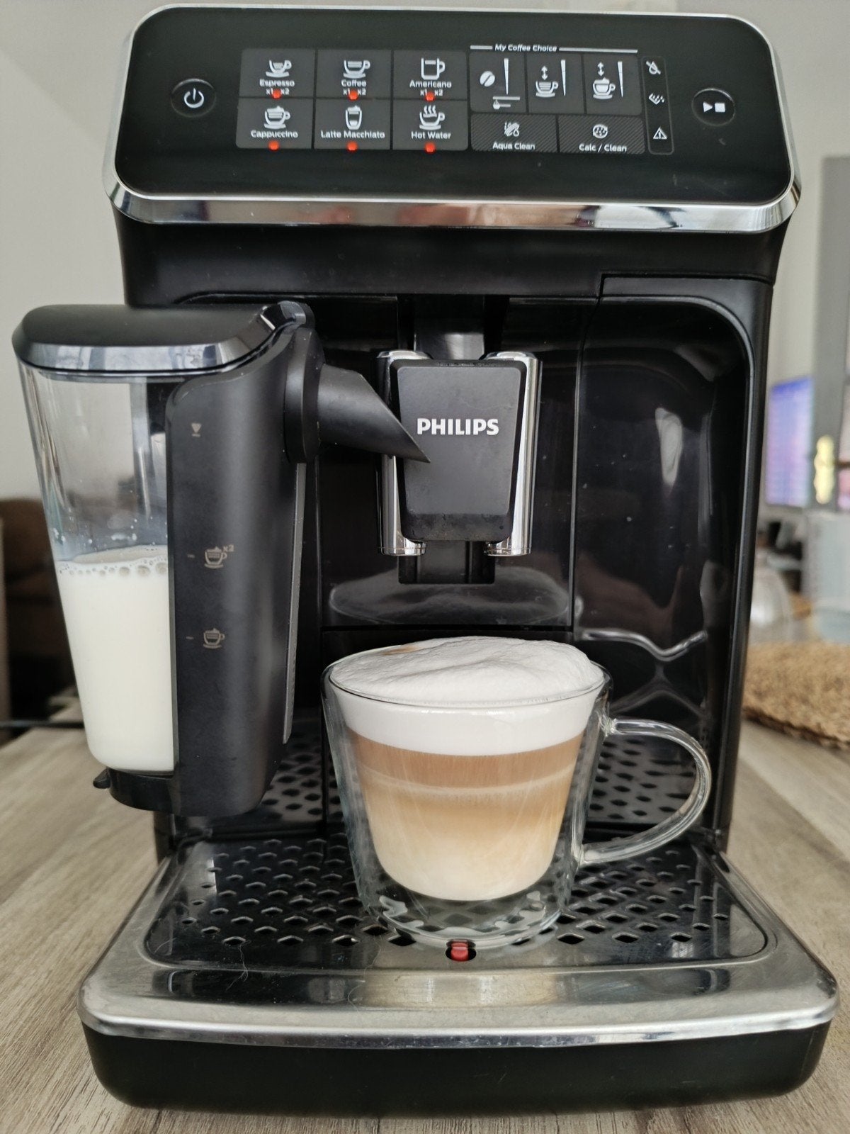Volautomatische koffiemachine Philips Latte go EP3241, Witgoed en Apparatuur, Ophalen, Gebruikt, Koffiemachine, 4 tot 10 kopjes
