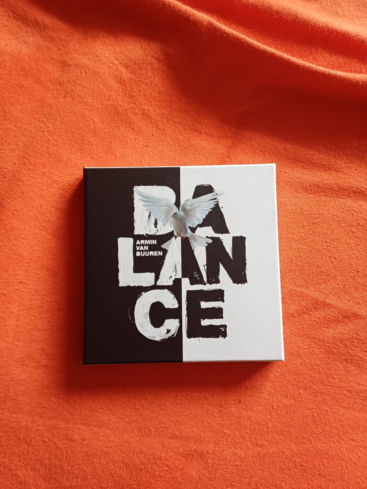 Armin van Buuren - Balance (CD Boxset), Ophalen of Verzenden, Zo goed als nieuw