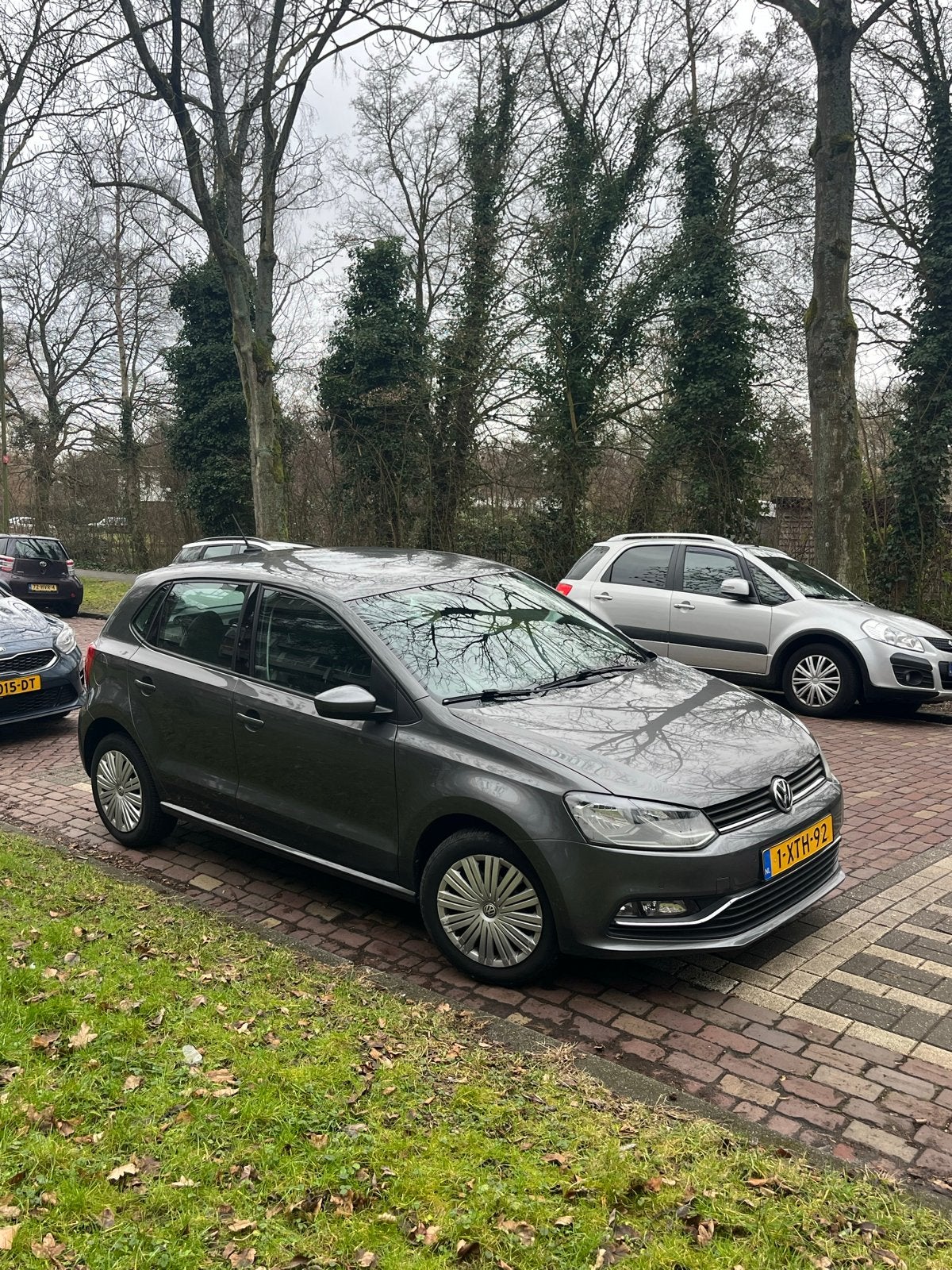 Volkswagen Polo 1.2 TSI 66KW 2014 Grijs - 89.000KM!!, Stof, 40 €/maand, 4 cilinders, Origineel Nederlands