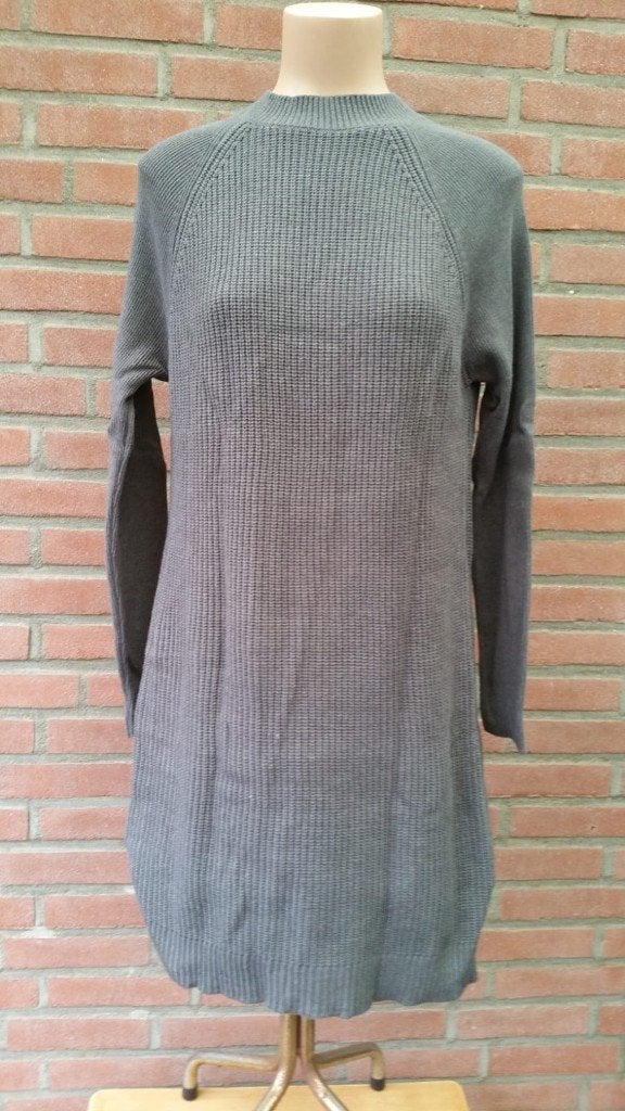 Less – grijze trui jurk maat s, Kleding | Dames, Jurken, Maat 38/40 (M), Nieuw, Ophalen of Verzenden, Grijs