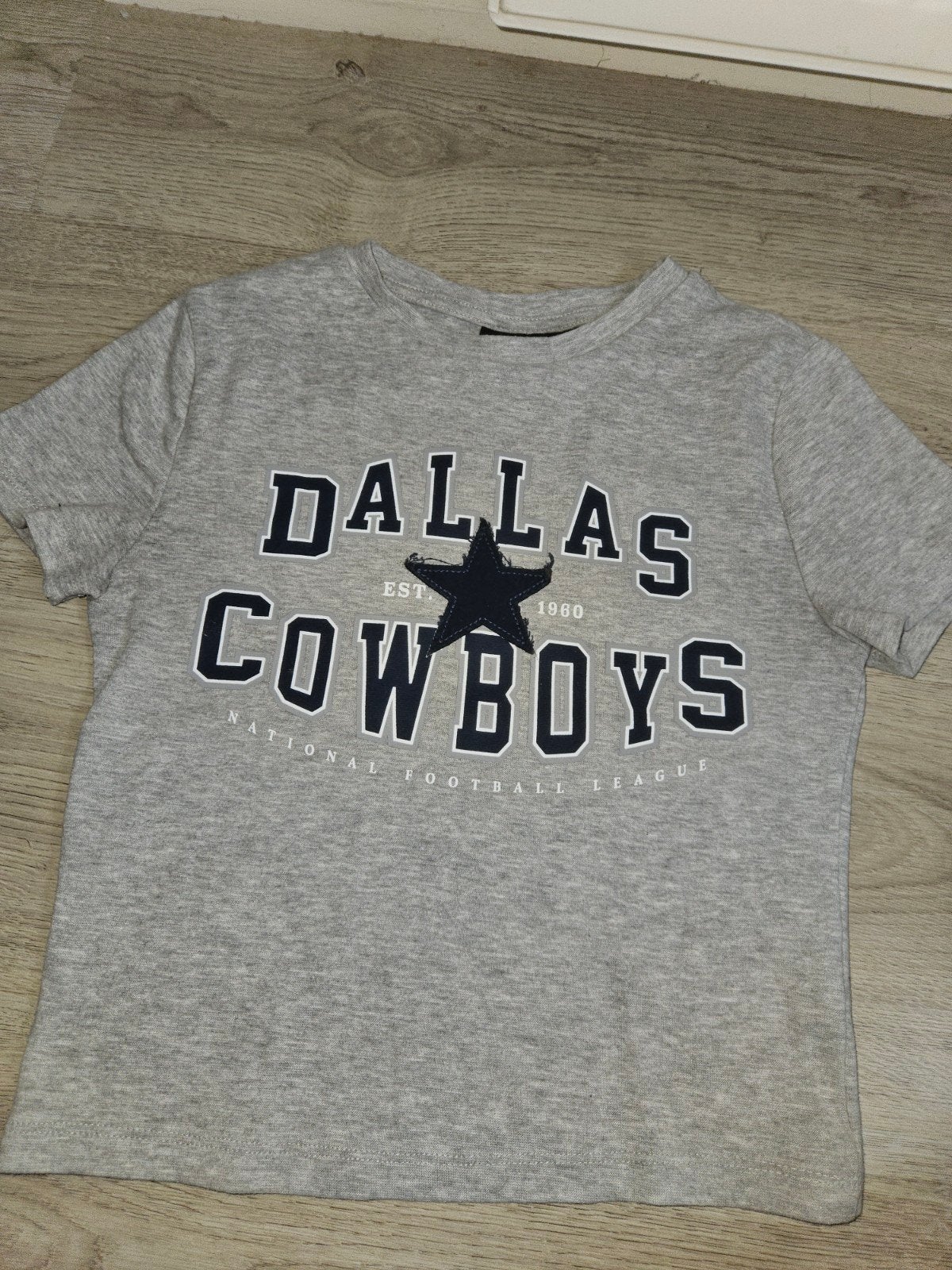 Dallas Cowboys T-shirt - Grijs met logo, Dallas Cowboys, Ophalen of Verzenden, Korte mouw, Maat 34 (XS) of kleiner