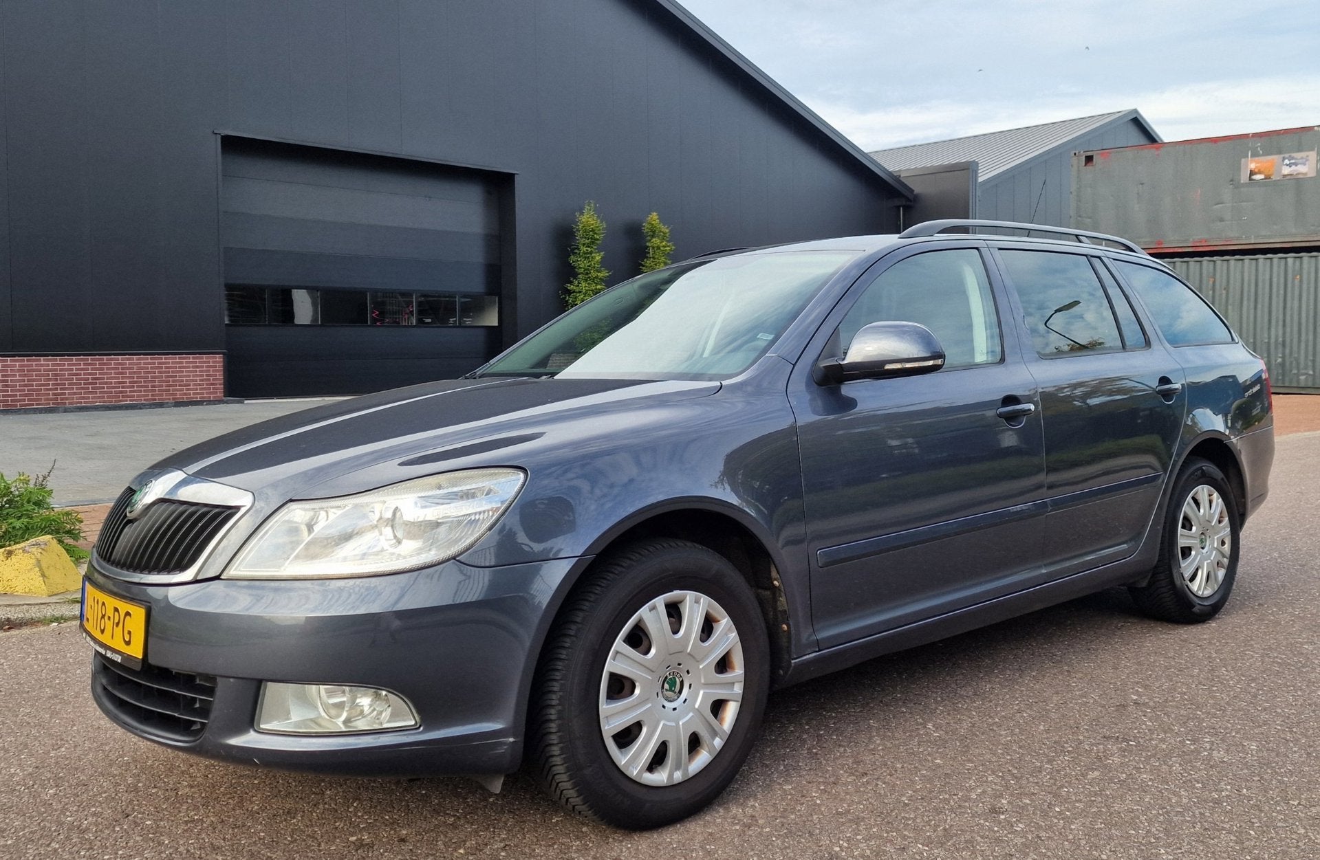 Skoda Octavia Combi 1.8 TSI Ambition PSENSOR CRUISE 2 X SLEU, Auto's, Voorwielaandrijving, Euro 5, Gebruikt, 4 cilinders