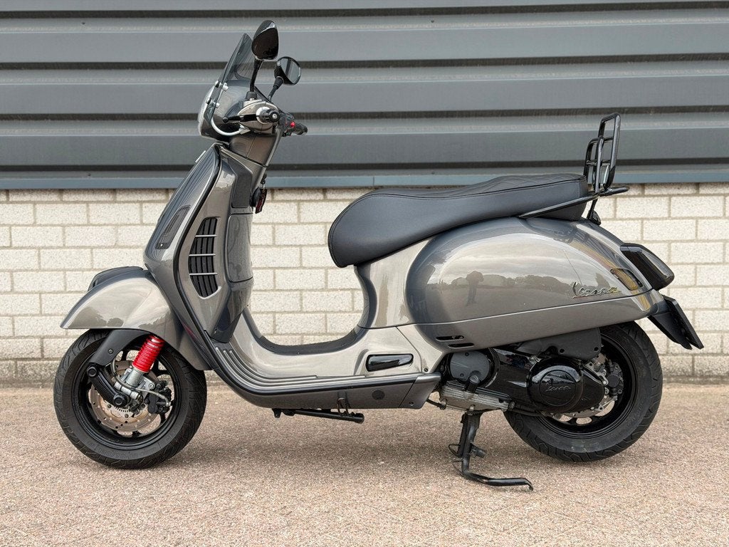 Vespa GTS 300 i.e. Supersport ABS CUSTOM AKRAPOVIC, Scooter, Bedrijf, ABS, 278 cc
