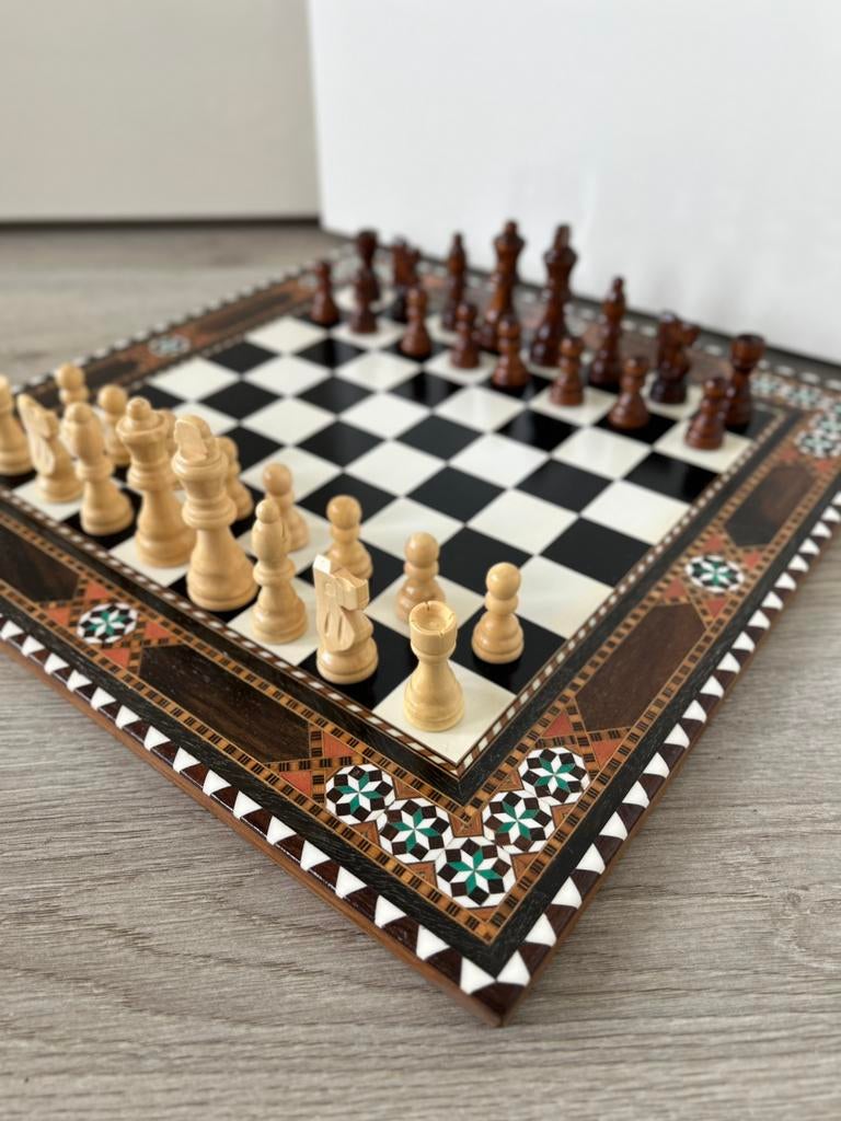 Antiek Anglo-Indisch schaakbord ingelegd houtsnijwerk, Antiek en Kunst, Houtsnijwerk, Ophalen of Verzenden, Handgemaakt, 20 - 50 cm