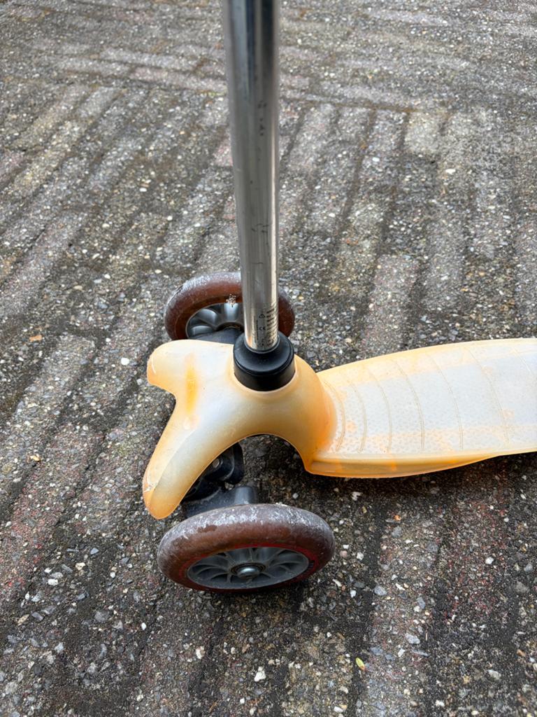 Gratis Mini Micro Classic step - goed gebruikt, Fietsen en Brommers, Ophalen, Gebruikt, Gewone step