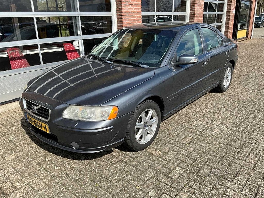 Volvo - S60 - 2.4 D5 Drivers Ed. - Personenauto - 2008, Auto's, Volvo, Voorwielaandrijving, 15 km/l, Gebruikt, S60