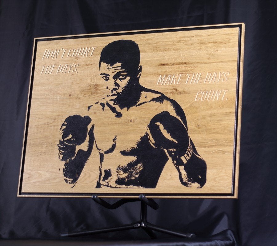 Wanddecoratie | Muhammad Ali | Gefreesd in Eiken, Verzenden