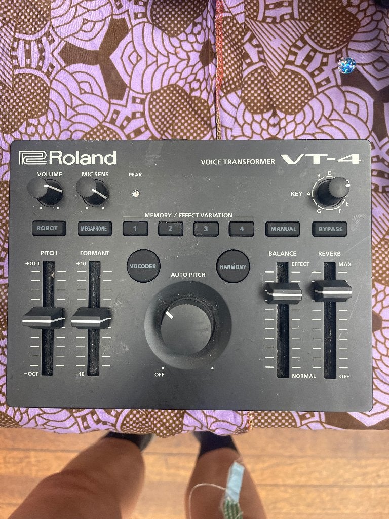 Roland VT-4 vocal transformer, Audio, Tv en Foto, Professionele Audio-, Tv- en Video-apparatuur, Ophalen of Verzenden, Zo goed als nieuw