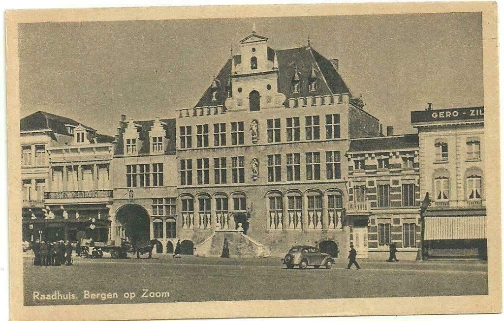 AK Bergen op Zoom - Raadhuis, Verzenden, 1940 tot 1960, Ongelopen, Noord-Brabant
