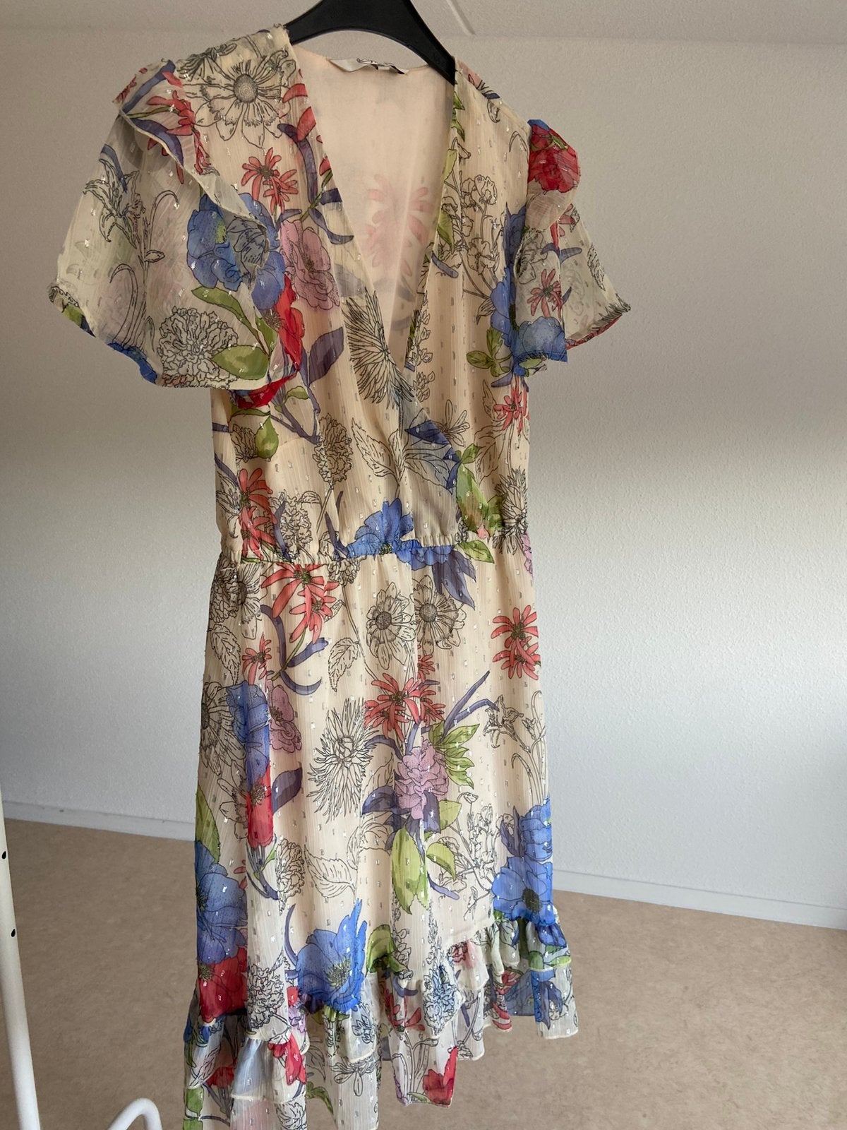 Miljuschka zomerjurk, Kleding | Dames, Jurken, Ophalen of Verzenden, Zo goed als nieuw, Maat 38/40 (M), Onder de knie