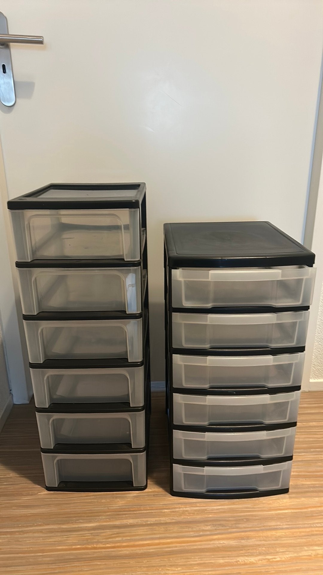 2 handige kunststof kastjes, Huis en Inrichting, Kasten | Ladekasten, Ophalen, Zo goed als nieuw, Minder dan 100 cm, 25 tot 50 cm