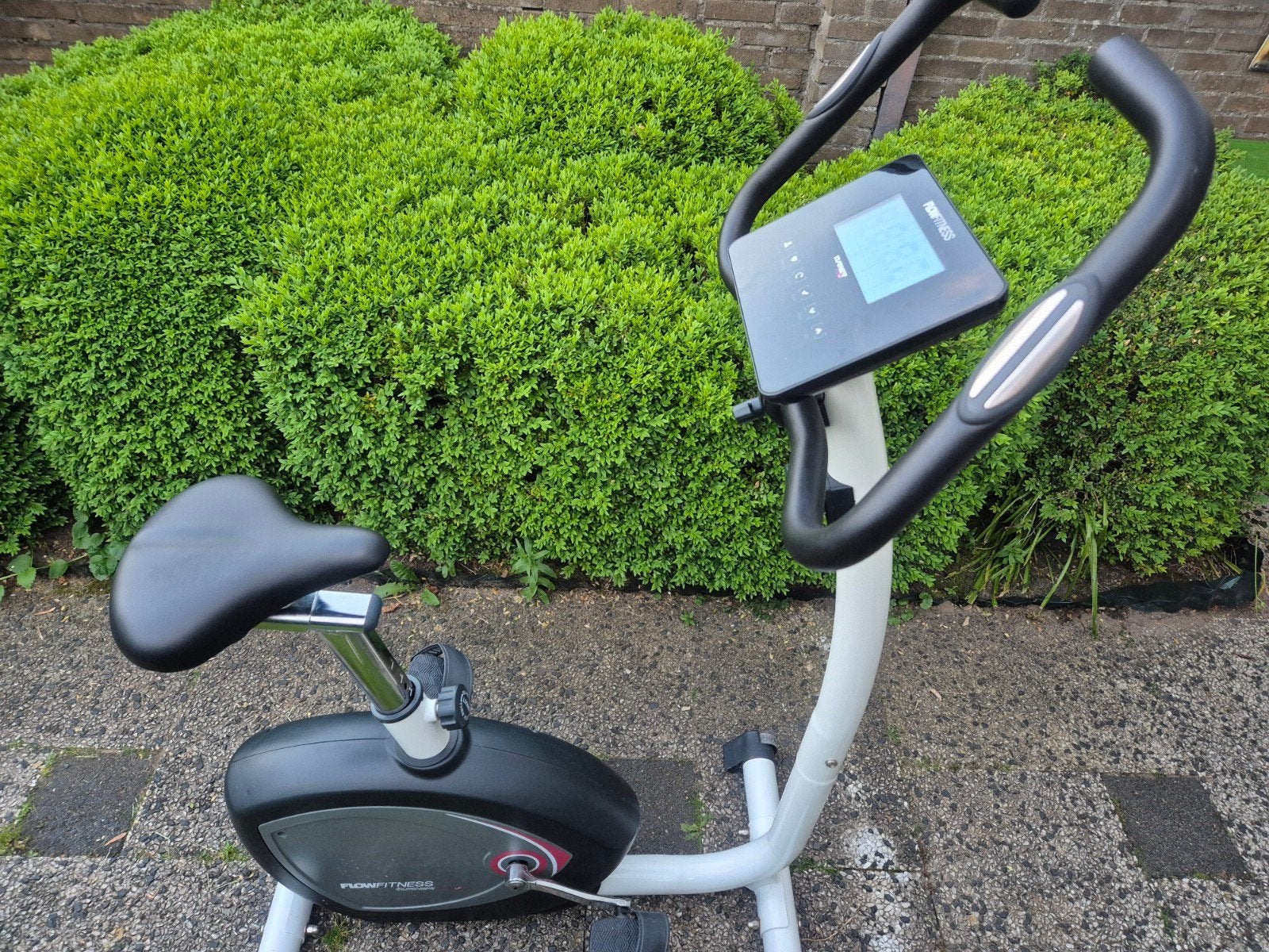 Flow Fitness Turner DHT50 UP Hometrainer - ZGAN!, Sport en Fitness, Ophalen, Zo goed als nieuw, Benen, Hometrainer