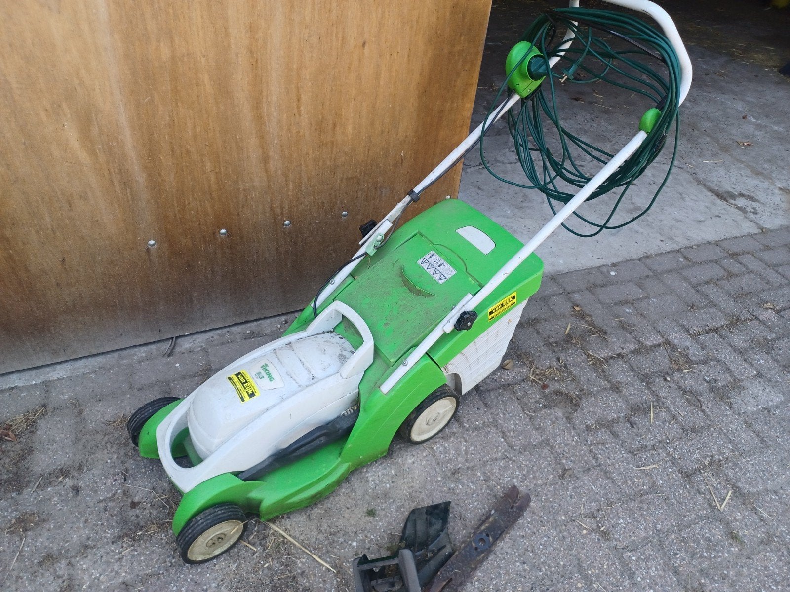 Viking ME 339.0 Elektrische Grasmaaier - 1200W, Ophalen, Gebruikt, Elektrische grasmaaier, 30 t/m 39 cm
