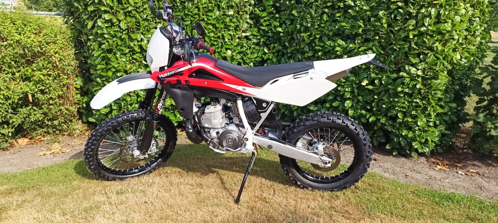 huskqvarna 250.2 takt enduro 2011 in uitstekende staat, 250 cc, 1 versnellingen, Ophalen, Overige merken
