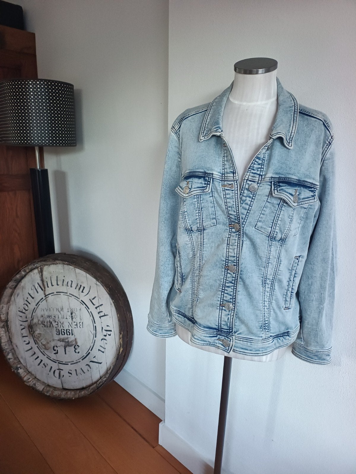 M&S Mode spijkerjasje maat 50 zo goed als nieuw, Kleding | Dames, Blauw, Maat 46/48 (XL) of groter, Ophalen of Verzenden, Zo goed als nieuw
