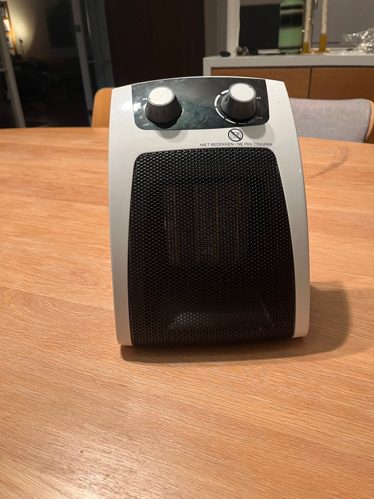 Compacte elektrische kachel/verwarmer, Huis en Inrichting, Kachels, Ophalen, Overige soorten, Elektrisch, Zo goed als nieuw