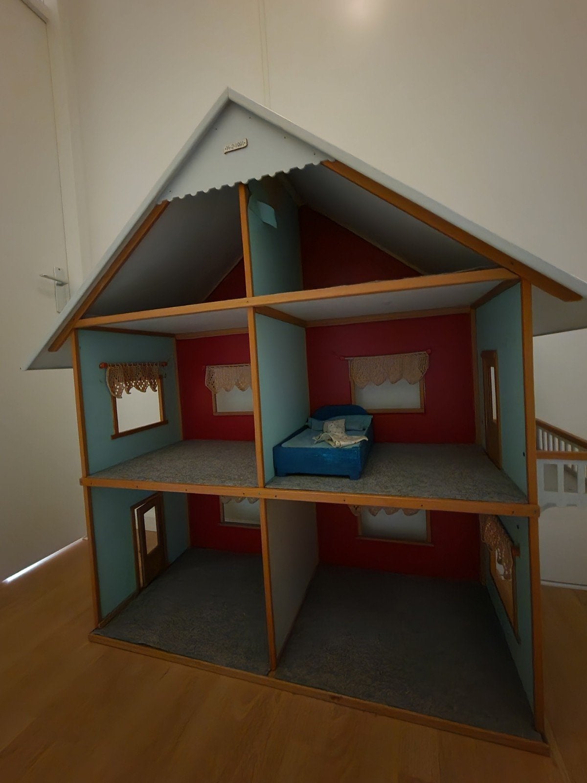 houten poppenhuis, Ophalen, Gebruikt, Poppenhuis
