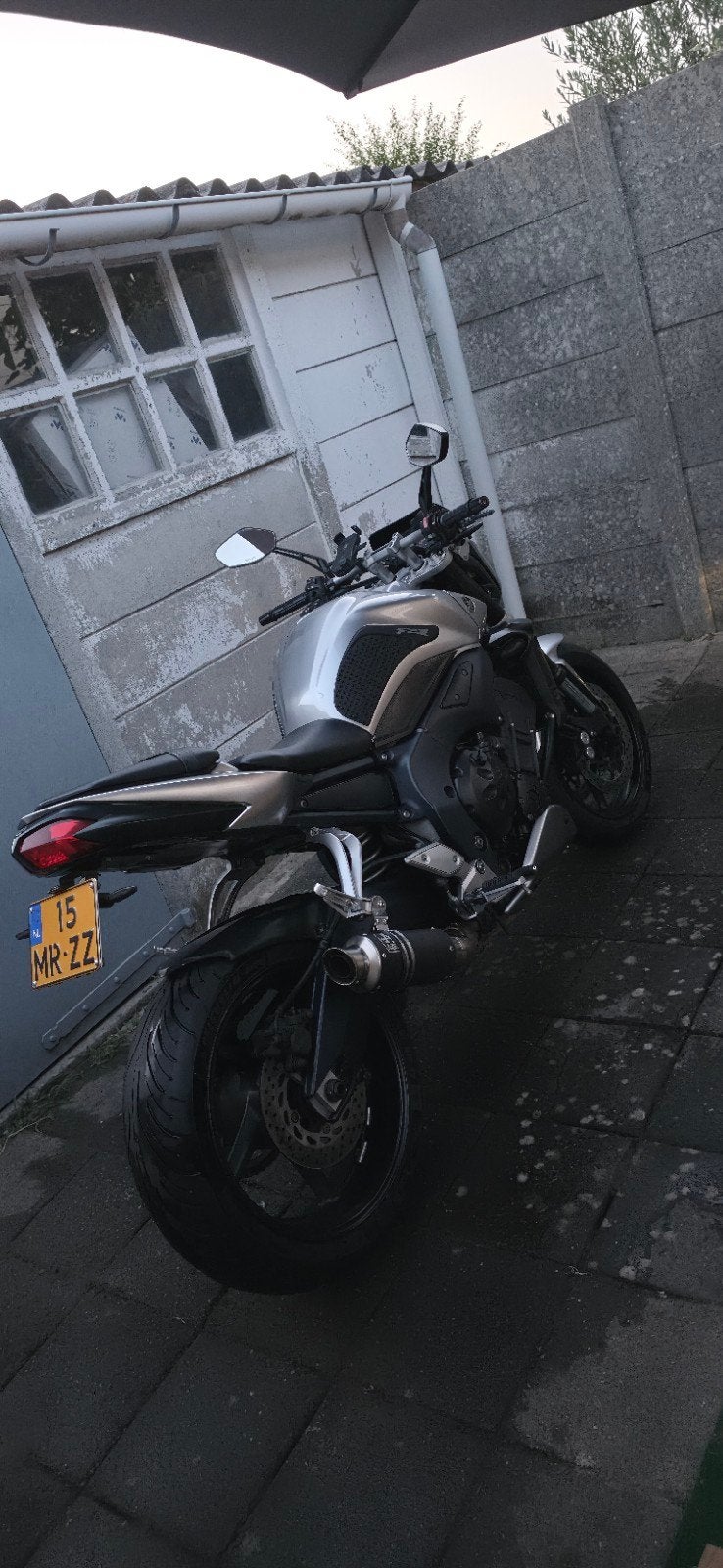 Yamaha FZ1 Naked Bike/1000cc /164 pk/ power commander, Motoren, 4 cilinders, Motorrijbewijs A, Particulier, Naked bike