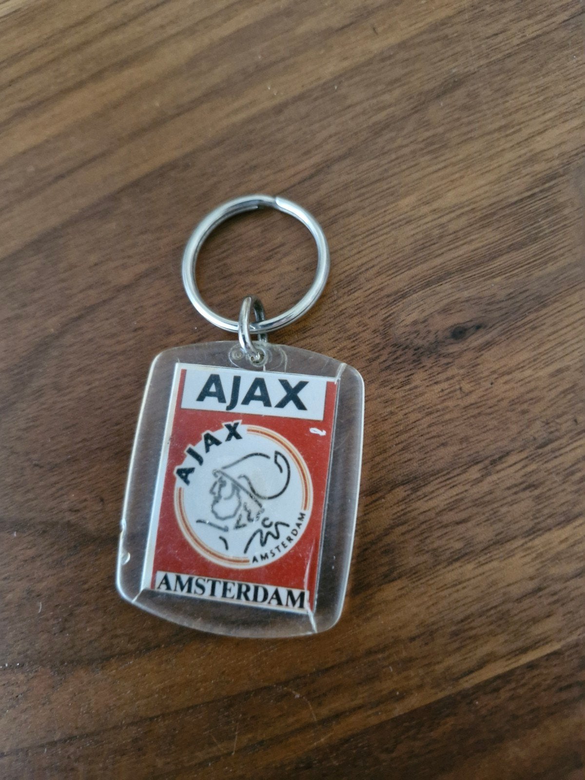 029 Vintage Ajax Sleutelhanger met Speler, Verzamelen, Ophalen of Verzenden, Gebruikt, Sport