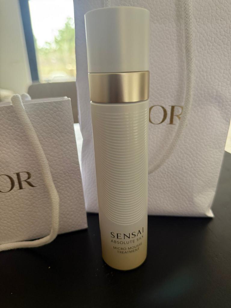 Sensai Absolute Silk Micro Mousse Treatment, Ophalen of Verzenden, Nieuw, Gehele gezicht, Verzorging
