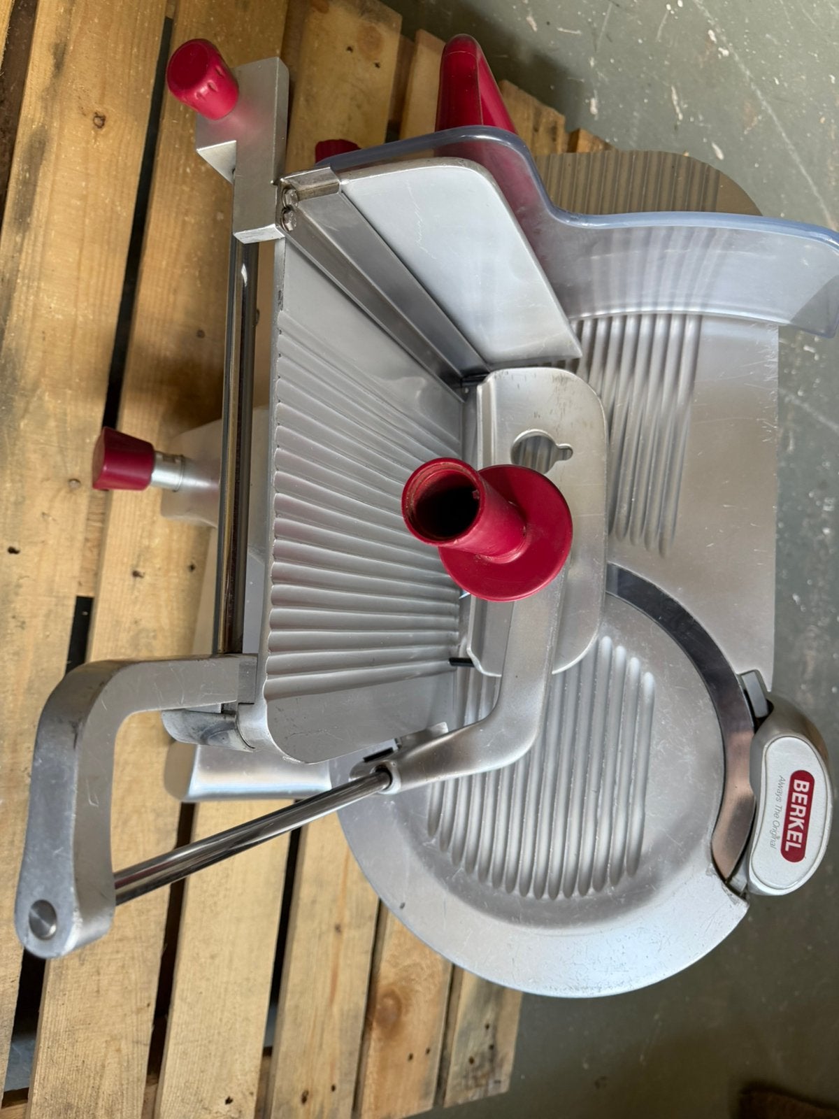 Berkel Snijmachine Horeca, Ophalen