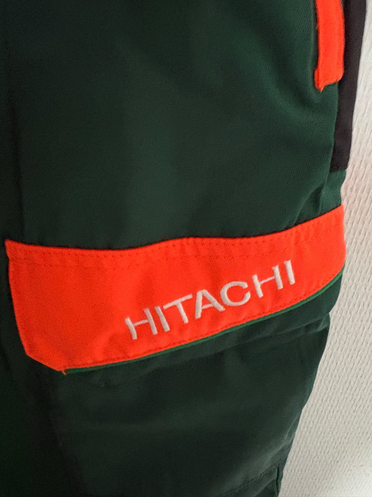 Foto 3 van Nieuwe Hitachi Zaagbroek Klasse 1 - Maat XXL