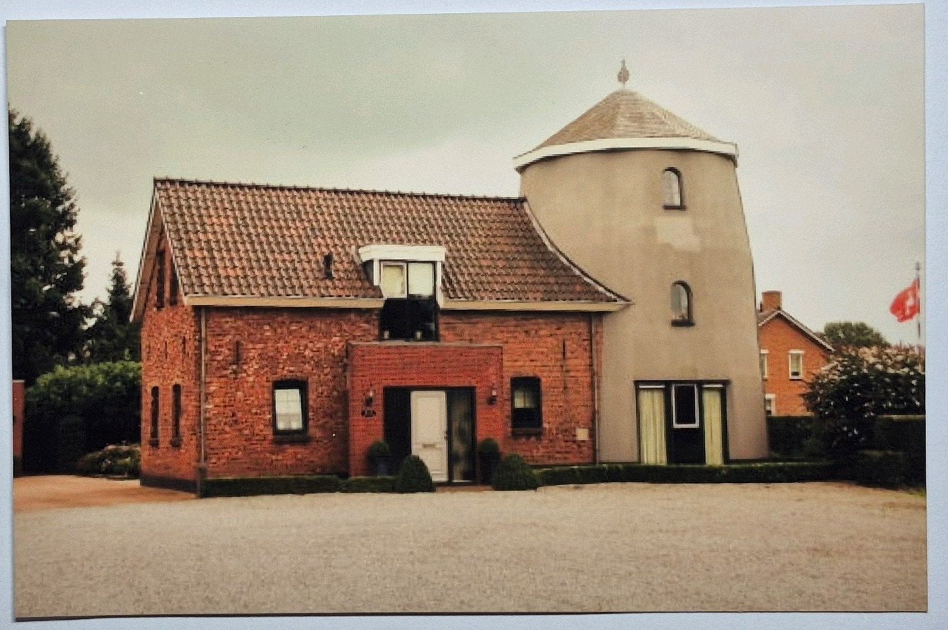 Loo gem. Duiven ( Gld. ) foto Molen Ceres / Peters woonhuis, Verzenden, 1980 tot heden, Foto, Zo goed als nieuw