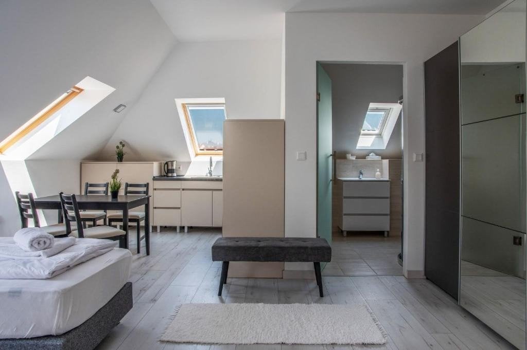 Studio huur, Huizen en Kamers