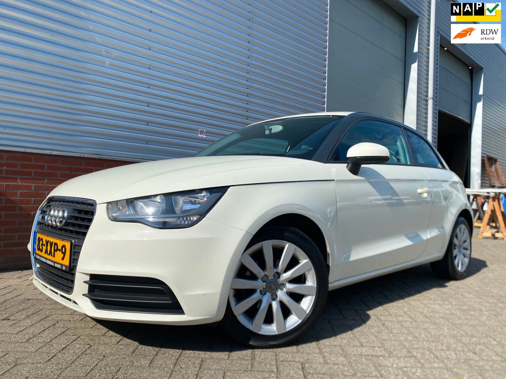 Audi A1 1.2 TFSI Sport Airco Navi, Auto's, Voorwielaandrijving, Zwart, 4 cilinders, 4 stoelen