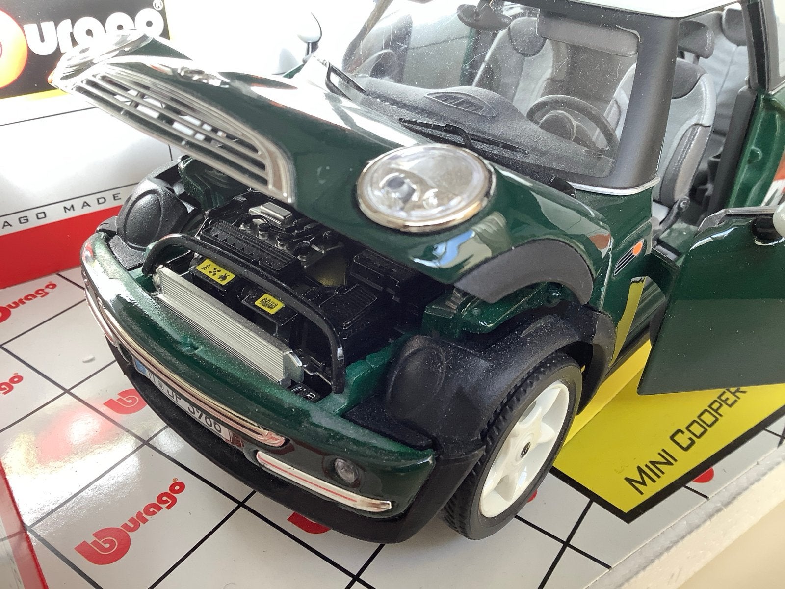 Burago Mini Cooper 1:18 - Nieuw in OVP, Ophalen of Verzenden, Nieuw, Auto, Bburago