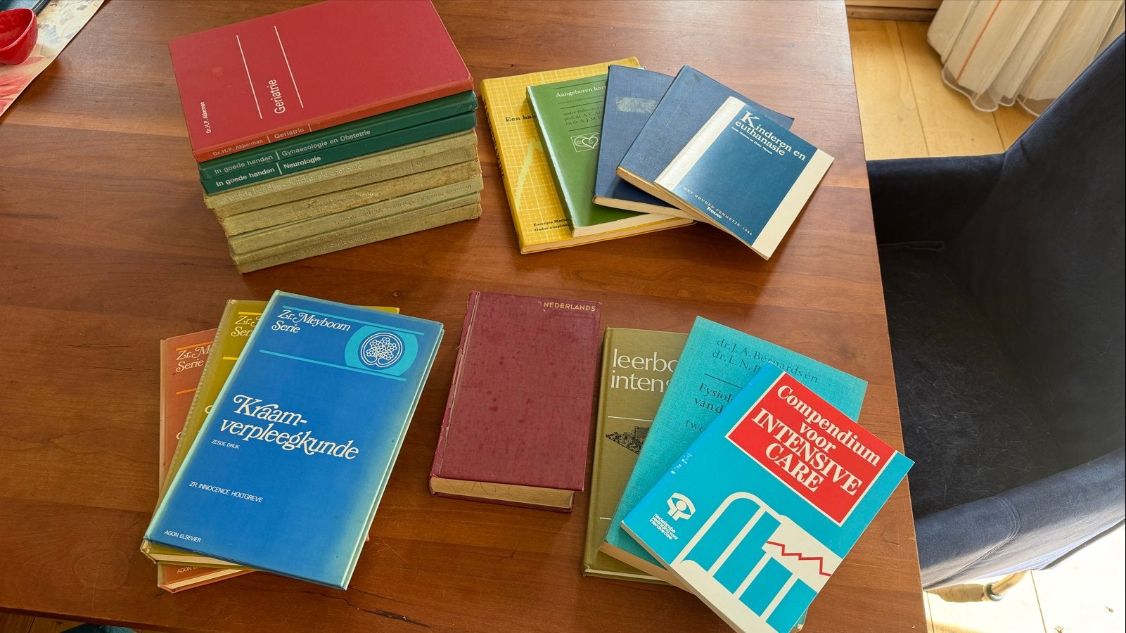 Oude verpleegkunde boeken uit 1972 - Gratis af te halen, Ophalen, Gamma, Gelezen, MBO