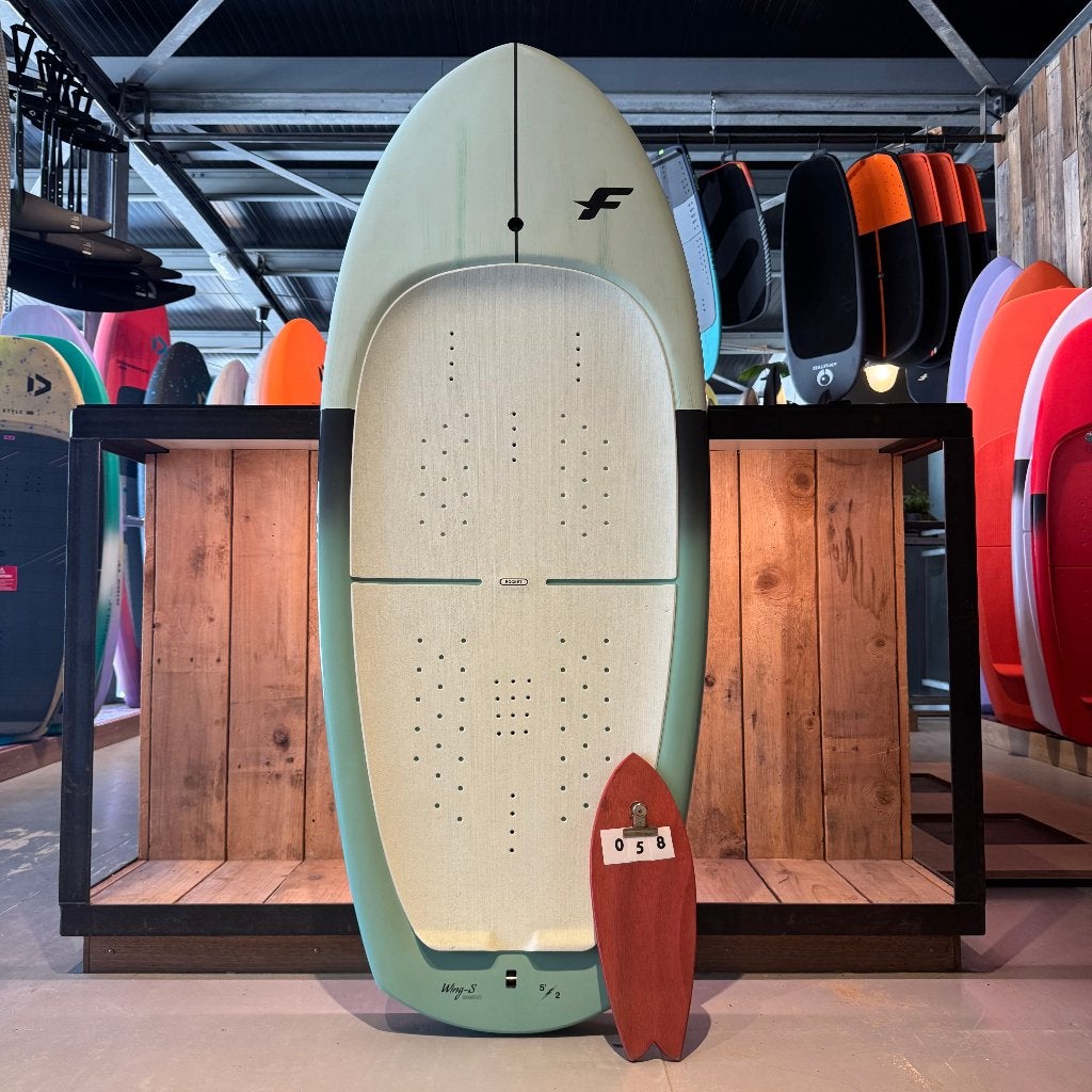 F-One Rocket wing S 5.2ft - 70L Foilboard, Watersport en Boten, Wingsurfen, Ophalen of Verzenden, Nieuw, Wingsurf-board