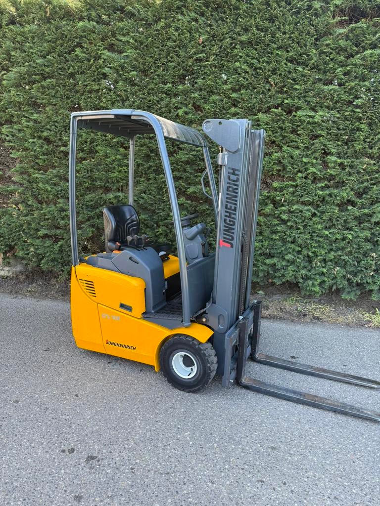 Jungheindrig  elektrische heftruck 1000 kg  driedelige mast, 1000 tot 2000 kg, Ophalen of Verzenden, Elektrisch, Heftruck