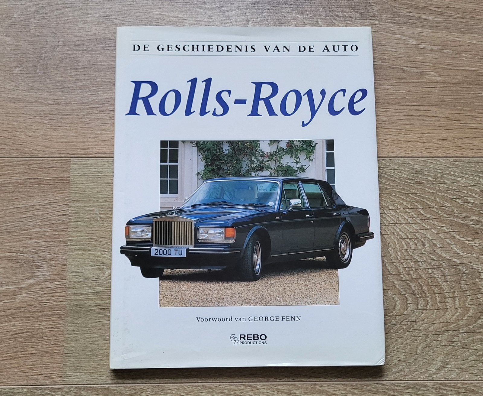 Boek Rolls Royce, Ophalen of Verzenden, Zo goed als nieuw, Overige merken