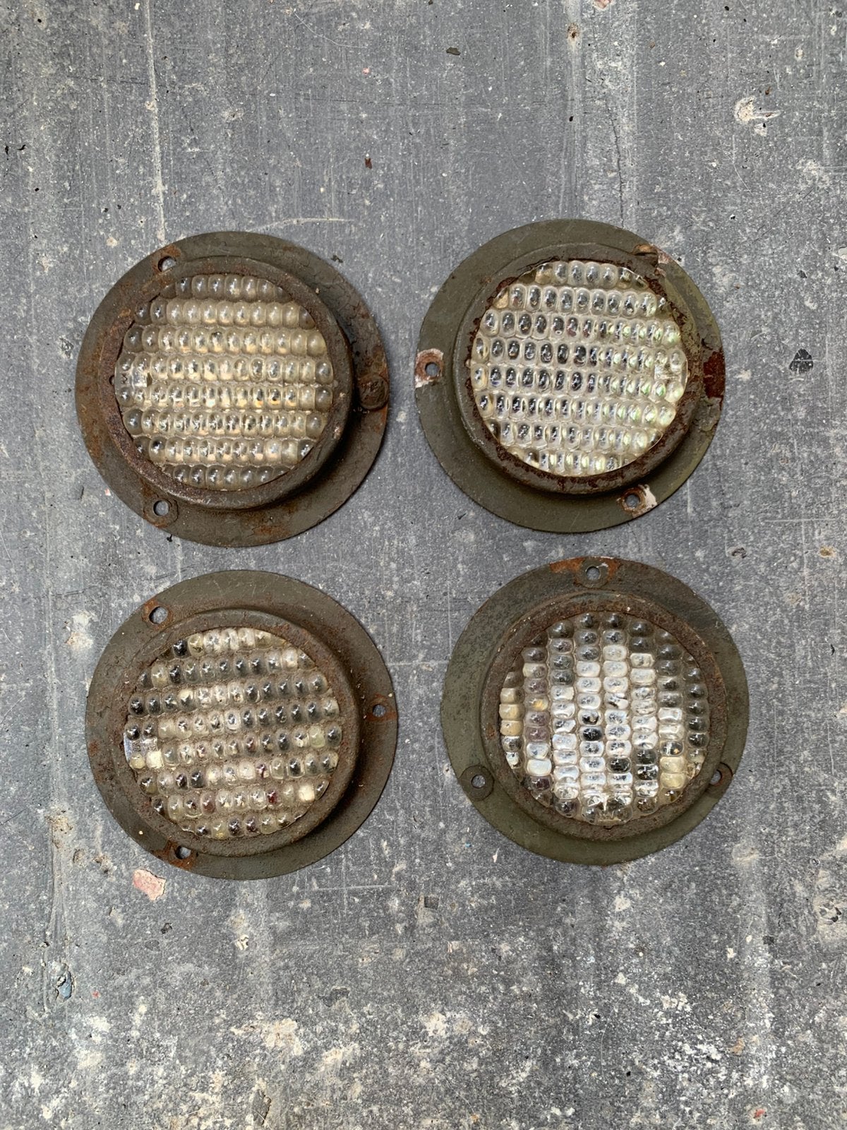 4 witte reflectoren rond Jeep Dodge Amerikaans legervoertuig, Ophalen of Verzenden, Landmacht, Amerika