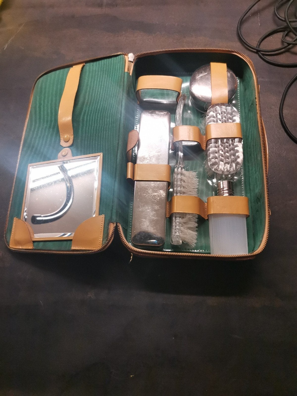 Vintage Reis Toilettas met Spiegel en Verzorgingsset, Antiek en Kunst, Ophalen of Verzenden